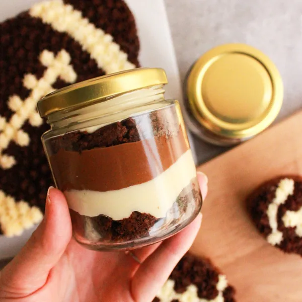 Brownie Cake Jar